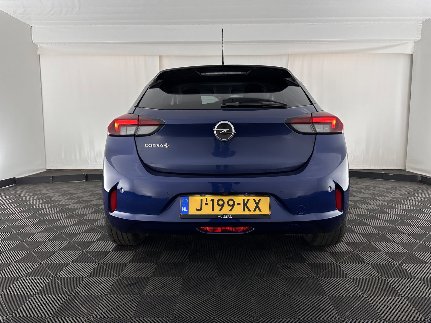 Opel CORSA-E Elegance 50 kWh [ 3-Fase ] (INCL-BTW) Aut. *FULL-LED | ADAPTIVE-CRUISE | DIGI-COCKPIT | LEATHER-MICROFIBRE | CARPLAY | CAMERA | ECC | KEYLESS | CRUISE | DAB | PRIVACY-GLASS | 16'' ALU*