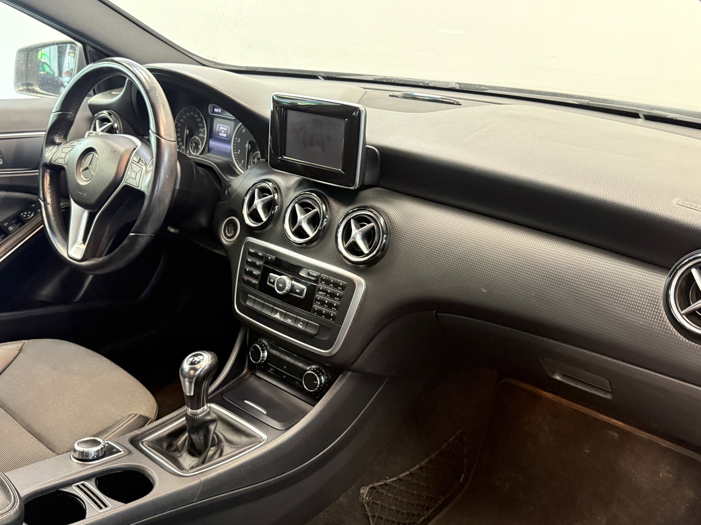 Mercedes-Benz A-Klasse 180 Edition Navigatie 4U3 Navigatie CruiseControl