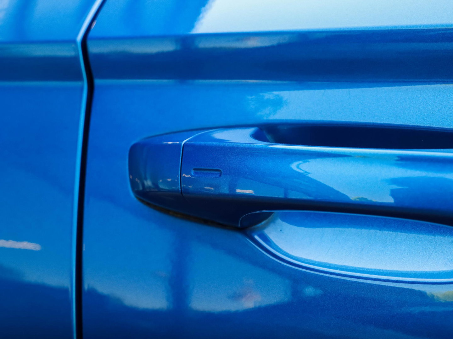 Škoda Karoq 1.5 TSI ACT Sportline Business 150PK DSG Adapt. Cruise Race Blue 22.000km!