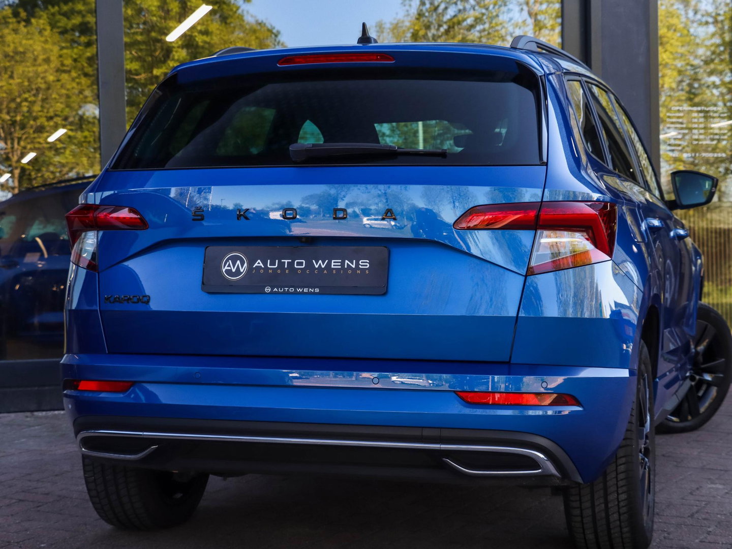 Škoda Karoq 1.5 TSI ACT Sportline Business 150PK DSG Adapt. Cruise Race Blue 22.000km!