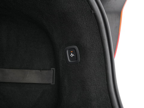 Volvo V90 2.0 D4 R-Design Aut. *PANO | HEAD-UP | LEATHER-MICROFIBRE | FULL-LED | TOPVIEW | BLINDSPOT | HEATED-SPORTSEATS | DIGI-COCKPIT | NAVI-FULLMAP | KEYLESS | ECC | PDC | CRUISE | TOWBAR | 18''ALU*