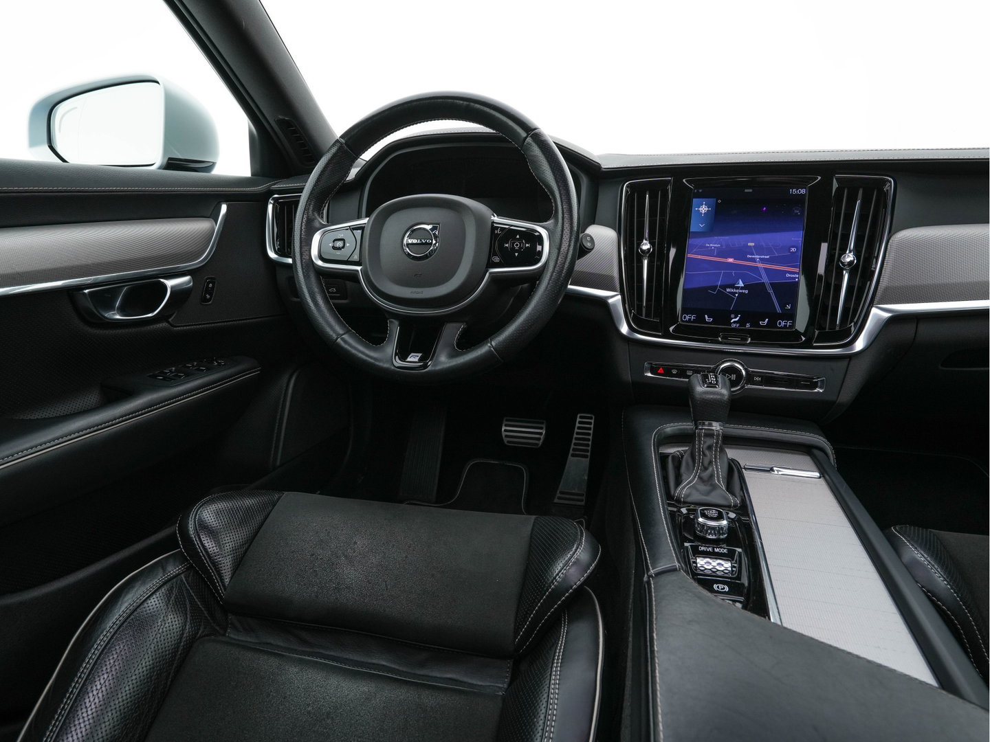 Volvo V90 2.0 D4 R-Design Aut. *PANO | HEAD-UP | LEATHER-MICROFIBRE | FULL-LED | TOPVIEW | BLINDSPOT | HEATED-SPORTSEATS | DIGI-COCKPIT | NAVI-FULLMAP | KEYLESS | ECC | PDC | CRUISE | TOWBAR | 18''ALU*