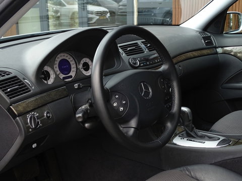Mercedes-Benz E-Klasse 240 V6 Avantgarde / AMG / unieke conditie