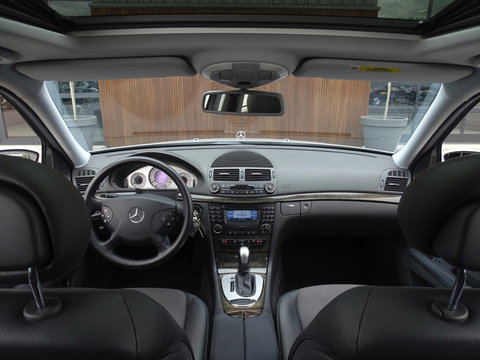 Mercedes-Benz E-Klasse 240 V6 Avantgarde / AMG / unieke conditie