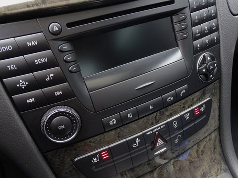 Mercedes-Benz E-Klasse 240 V6 Avantgarde / AMG / unieke conditie