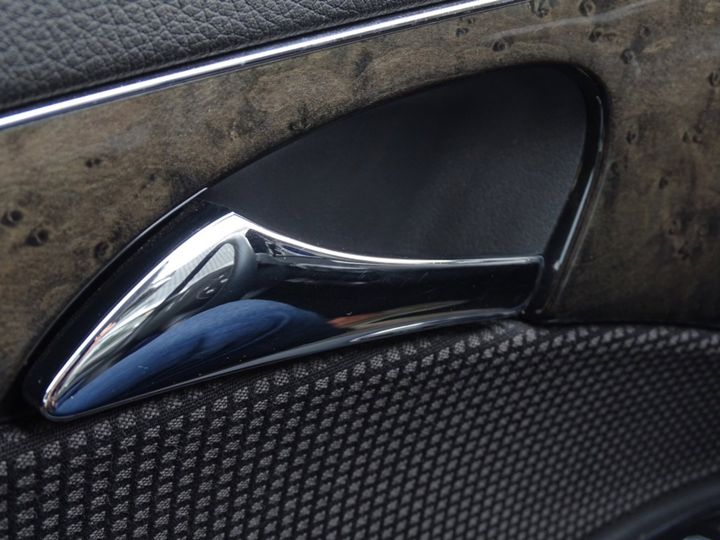 Mercedes-Benz E-Klasse 240 V6 Avantgarde / AMG / unieke conditie