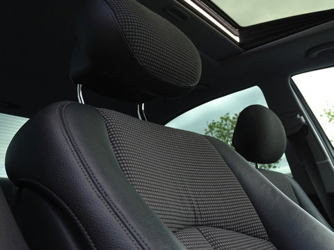 Mercedes-Benz E-Klasse 240 V6 Avantgarde / AMG / unieke conditie