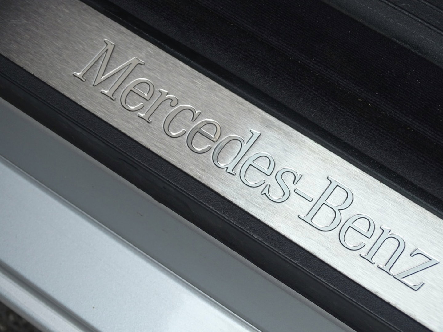 Mercedes-Benz E-Klasse 240 V6 Avantgarde / AMG / unieke conditie
