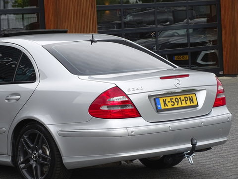 Mercedes-Benz E-Klasse 240 V6 Avantgarde / AMG / unieke conditie
