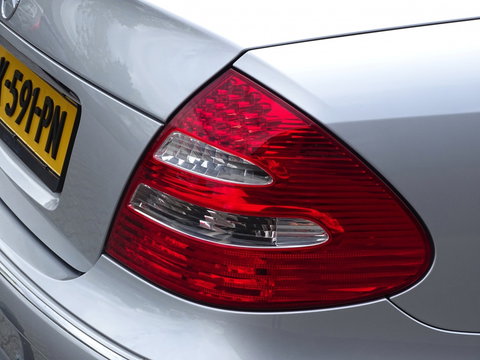Mercedes-Benz E-Klasse 240 V6 Avantgarde / AMG / unieke conditie