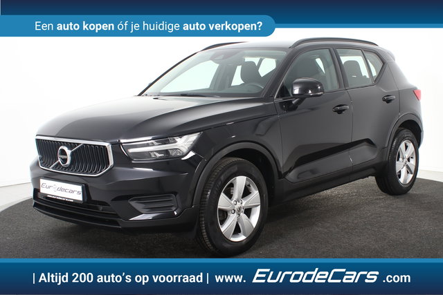 Volvo XC40 - 1.5 T2 Momentum Core *1ste Eigenaar*Navigatie*Camera*Carplay*