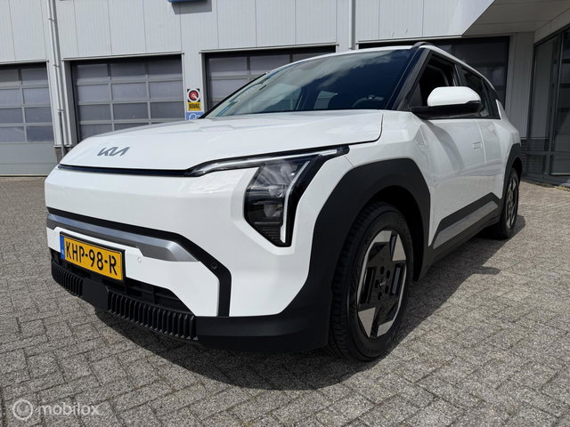 Kia EV3 - 58.3 KWH RIJKLAAR PRIJS