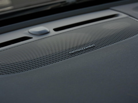 Volvo XC40 RECHARGE PRO/ PANORAMADAK/ 360°CAMERA/ TREKHAAK/ ELEKT. STOELEN/ H&K AUDIO/ SOH 94%
