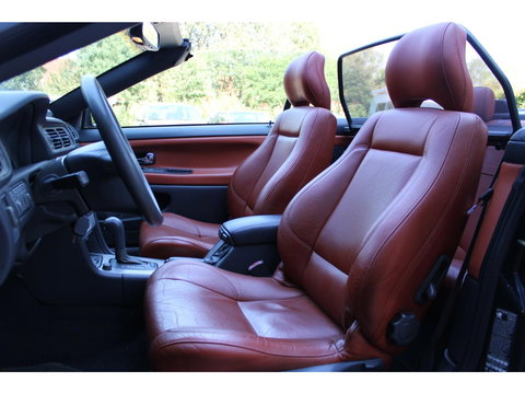 Volvo C70 Convertible 2.4 T Automaat Prestige | Nederlandse auto | Dealer onderhouden | Zeer goede staat | Trekhaak 1600 kg
