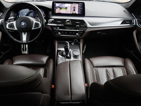BMW 5 Serie Touring 530e M Sport Panodak ACC Co-Pilot Pack Laser SoH 93%