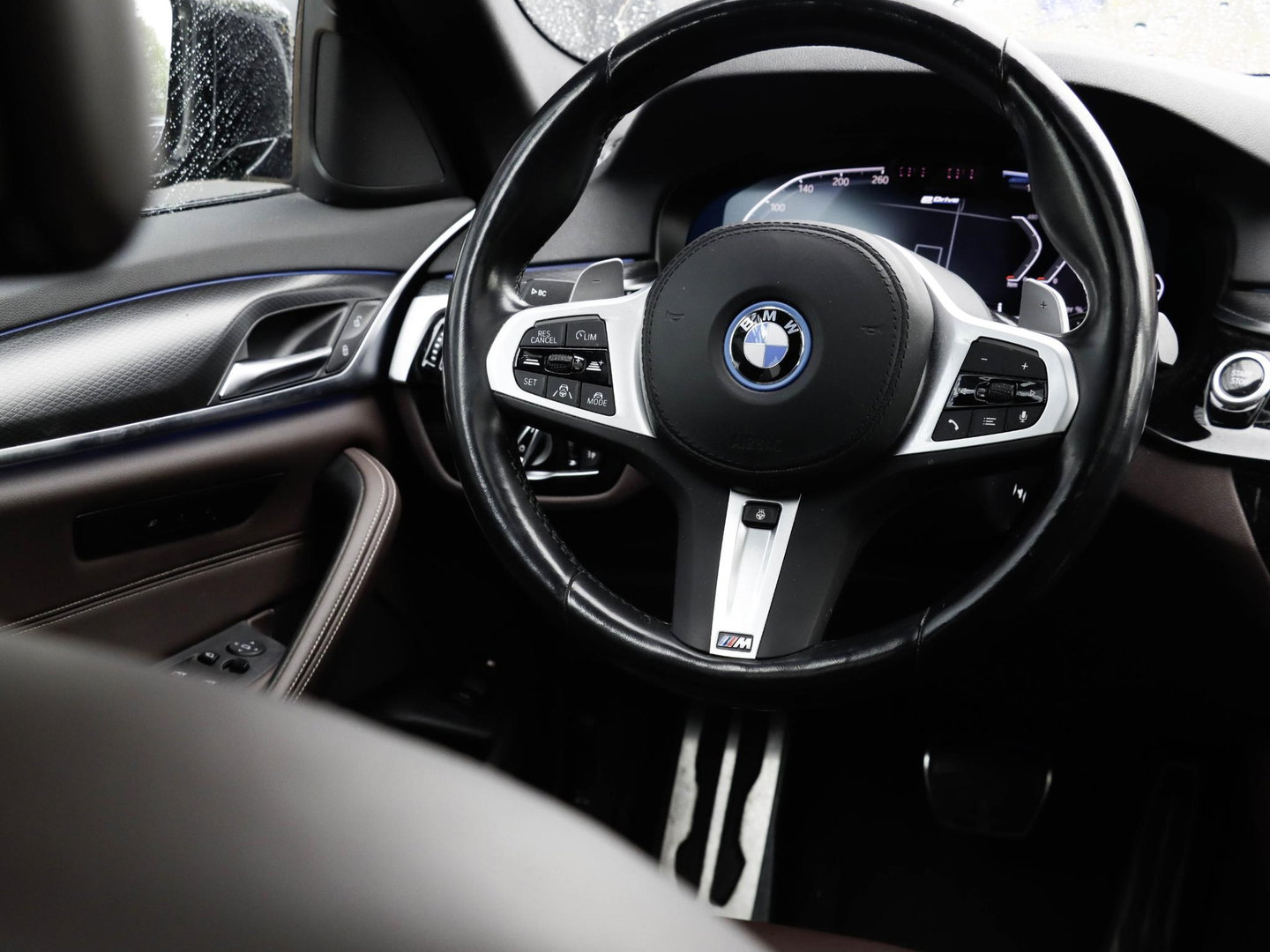 BMW 5 Serie Touring 530e M Sport Panodak ACC Co-Pilot Pack Laser SoH 93%