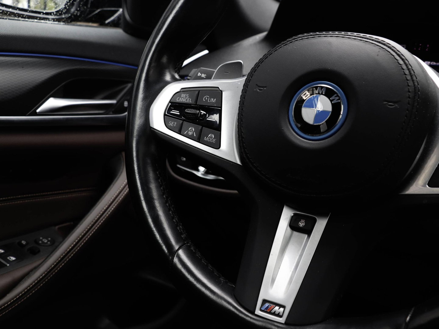 BMW 5 Serie Touring 530e M Sport Panodak ACC Co-Pilot Pack Laser SoH 93%
