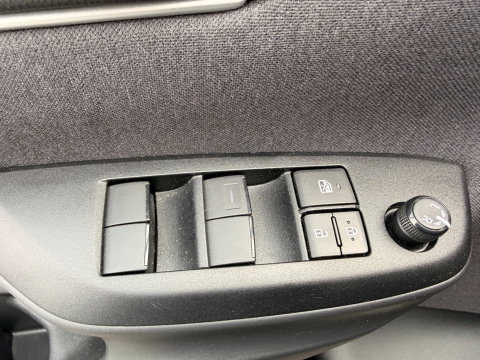 Toyota Yaris Cross 1.5 Hybrid Dynamic | Navigatie | Apple CarPlay/Android auto | Achteruitrijcamera