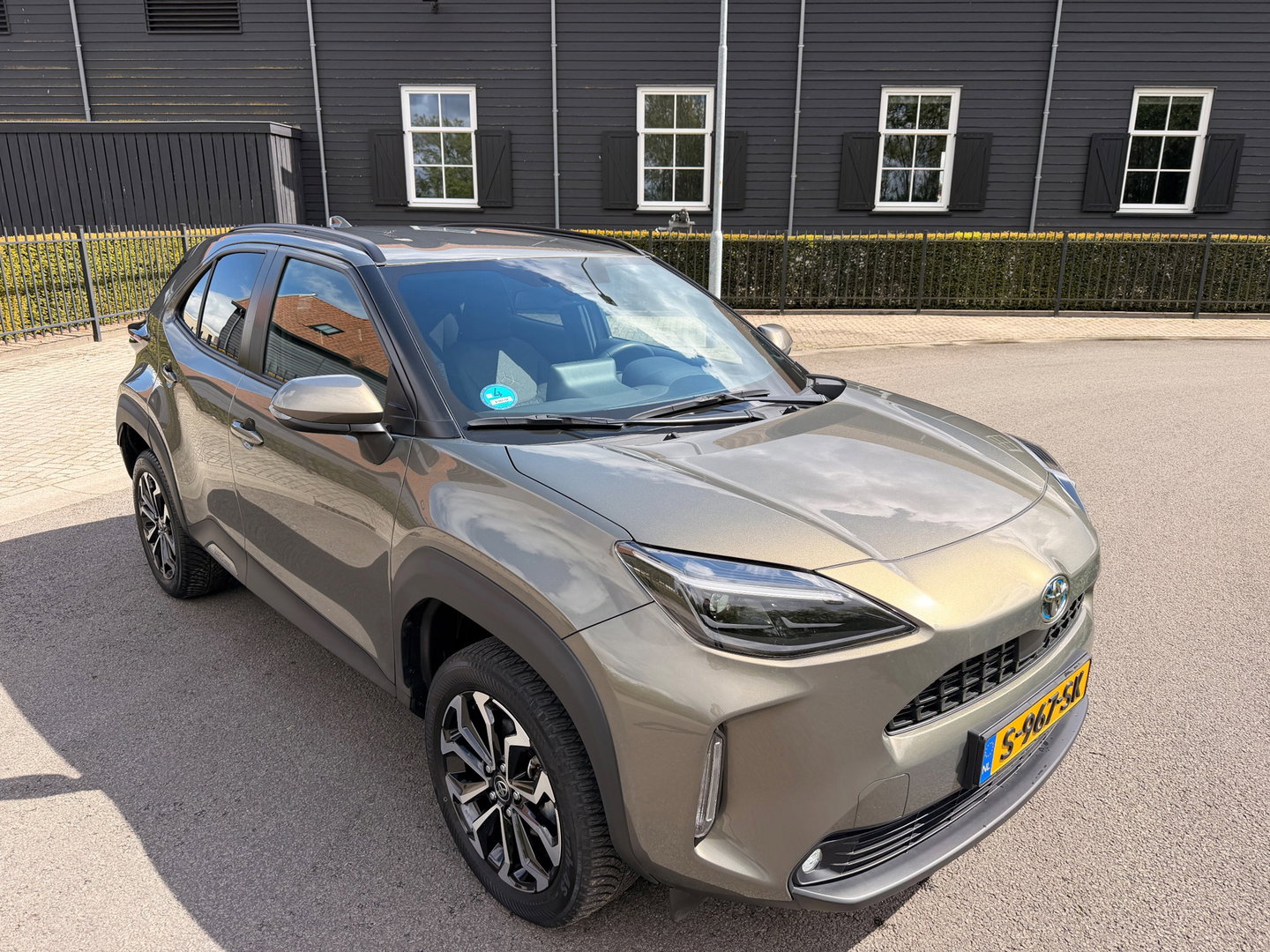 Toyota Yaris Cross 1.5 Hybrid Dynamic | Navigatie | Apple CarPlay/Android auto | Achteruitrijcamera