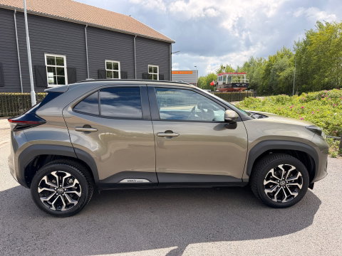 Toyota Yaris Cross 1.5 Hybrid Dynamic | Navigatie | Apple CarPlay/Android auto | Achteruitrijcamera