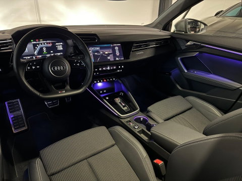 Audi S3 Sportback 2.0 TFSI S3 quattro PANO KEYLESS CARPLAY