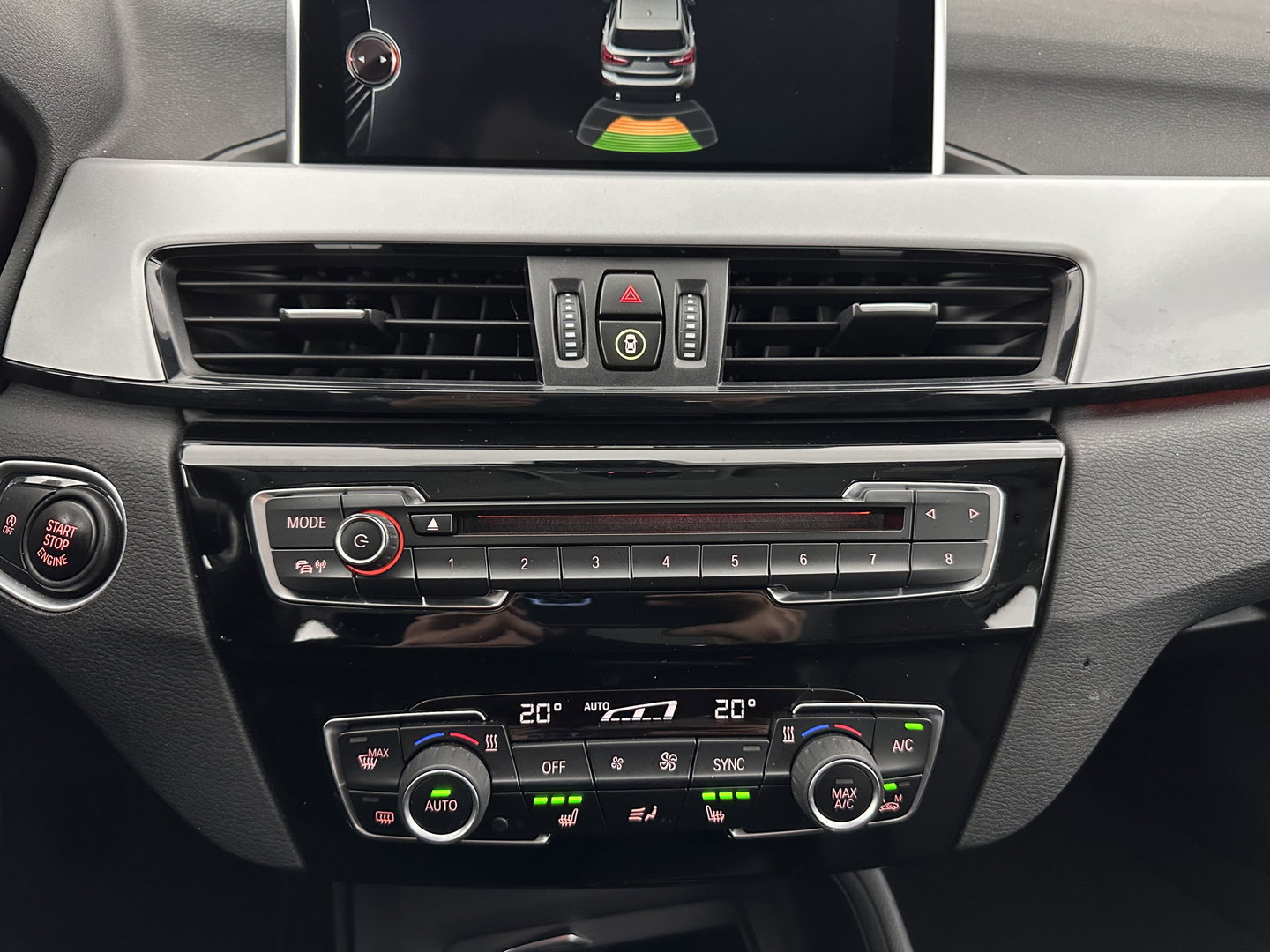 BMW X1 sDrive16d Centennial High Executive *LEATHER | FULL-LED | HEATED-COMFORTSEATS | HIFI-SOUND | NAVI-FULLMAP | ECC | HEAD-UP | PDC | CRUISE | 17''ALU*