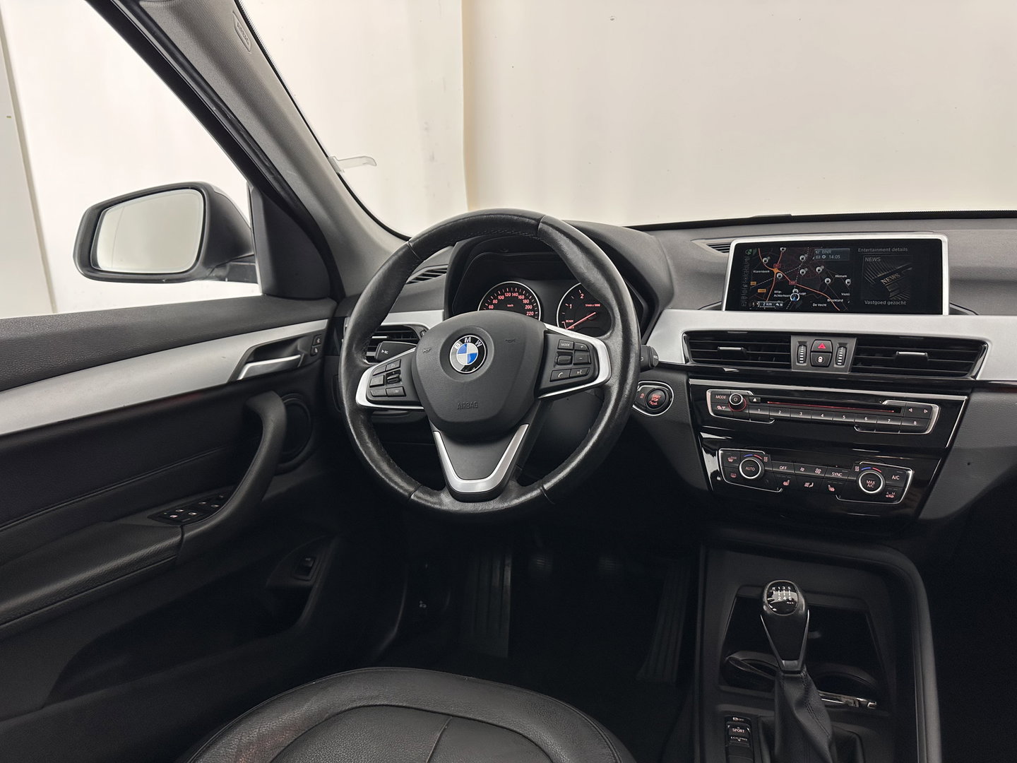 BMW X1 sDrive16d Centennial High Executive *LEATHER | FULL-LED | HEATED-COMFORTSEATS | HIFI-SOUND | NAVI-FULLMAP | ECC | HEAD-UP | PDC | CRUISE | 17''ALU*