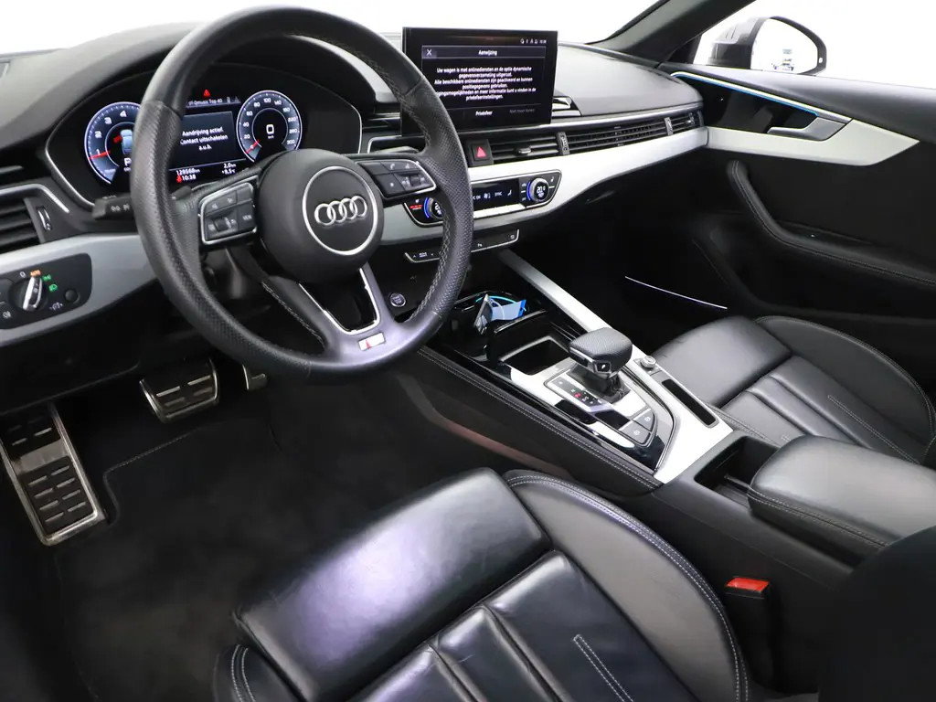 Audi A4 Avant 40 TFSI S-line Black Edition Pano Leer Memory B&O Sfeer NAP
