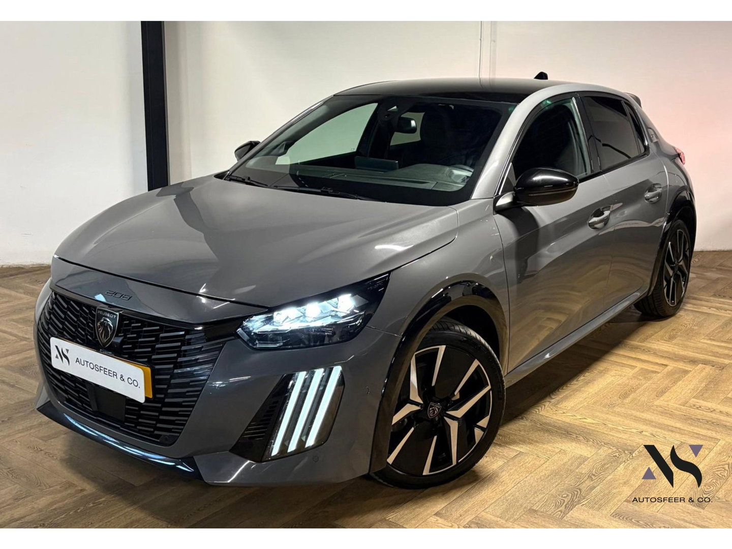 Peugeot 208 1.2 Hybrid 110 e-DCS6 GT 360 CAM BLINDSPOT CARPLAY