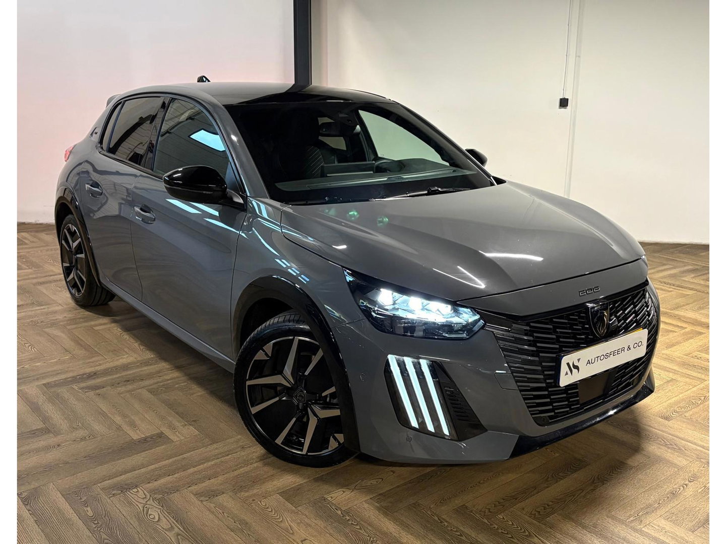 Peugeot 208 1.2 Hybrid 110 e-DCS6 GT 360 CAM BLINDSPOT CARPLAY