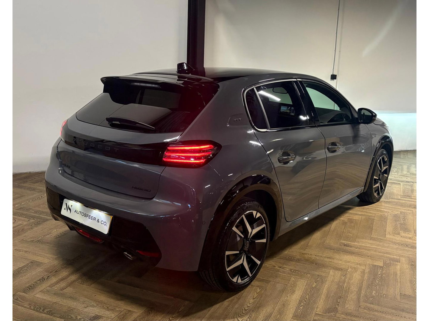Peugeot 208 1.2 Hybrid 110 e-DCS6 GT 360 CAM BLINDSPOT CARPLAY