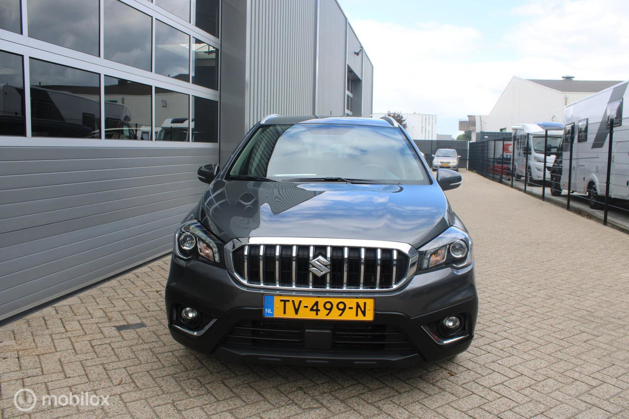 Suzuki S-Cross