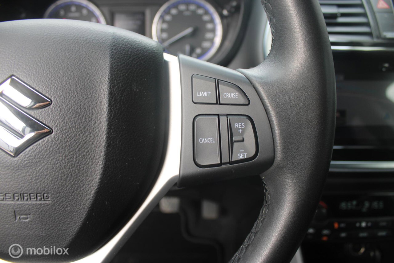 Suzuki S-Cross