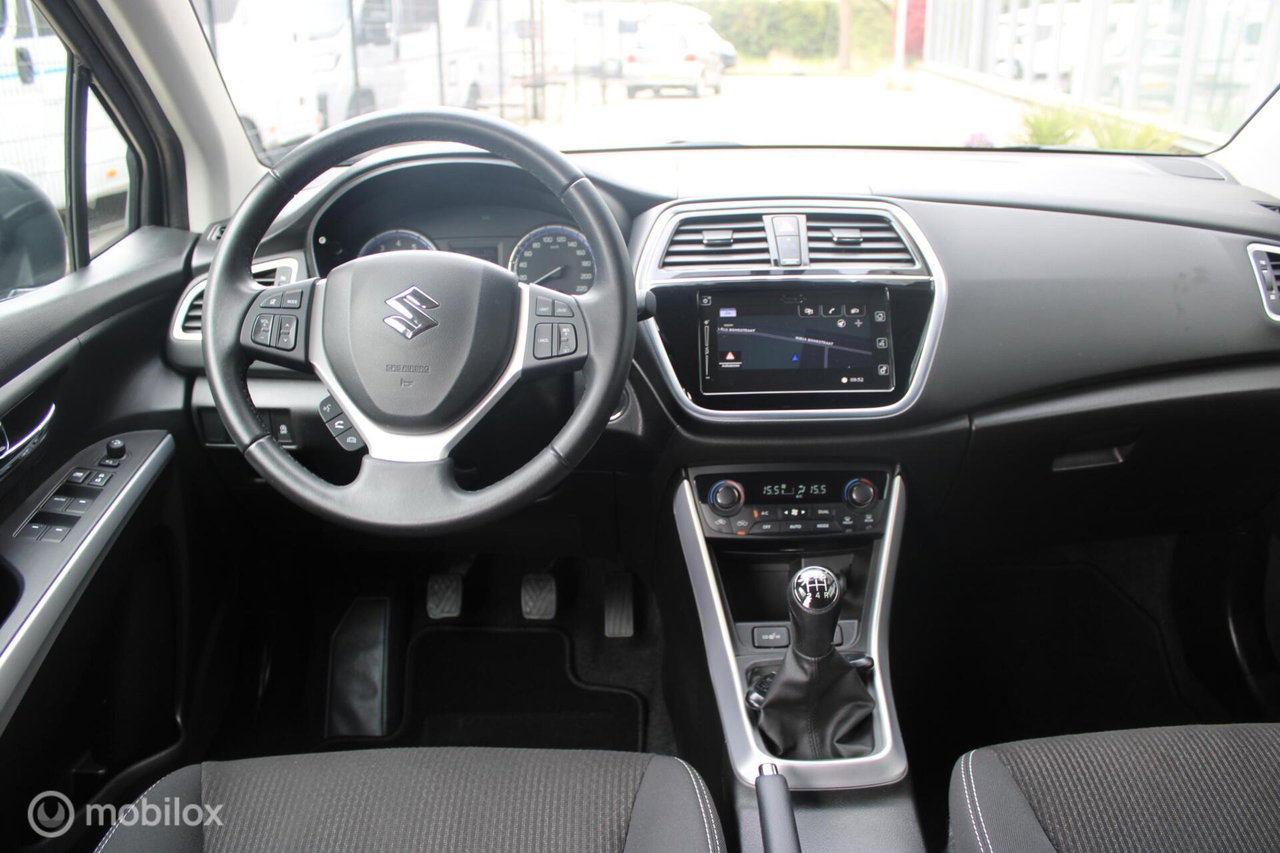 Suzuki S-Cross