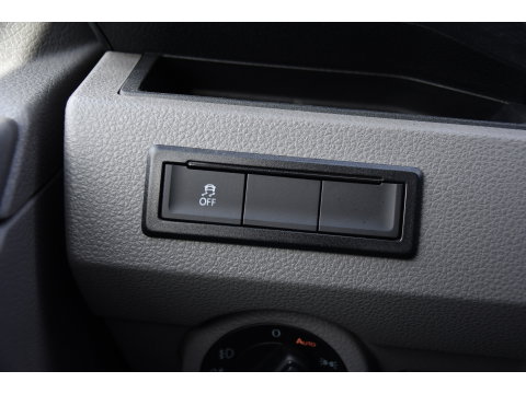 Volkswagen Transporter 2.0 TDI L2H1 30 Highline Black Edition Adaptieve Cruise, Camera, Carplay, 150pk, Trekhaak, Stoelverwarming, LED, Automaat, Standkachel, Sensoren, Uniek!