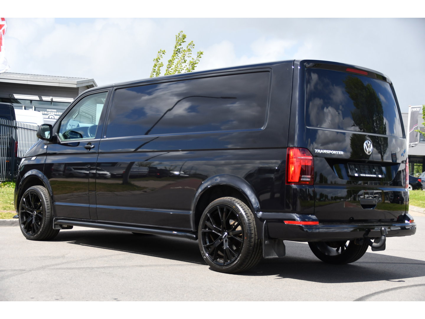Volkswagen Transporter 2.0 TDI L2H1 30 Highline Adaptieve Cruise, Camera, Carplay, 150pk, Trekhaak, Stoelverwarming, LED, Automaat, Standkachel, Sensoren, Uniek!