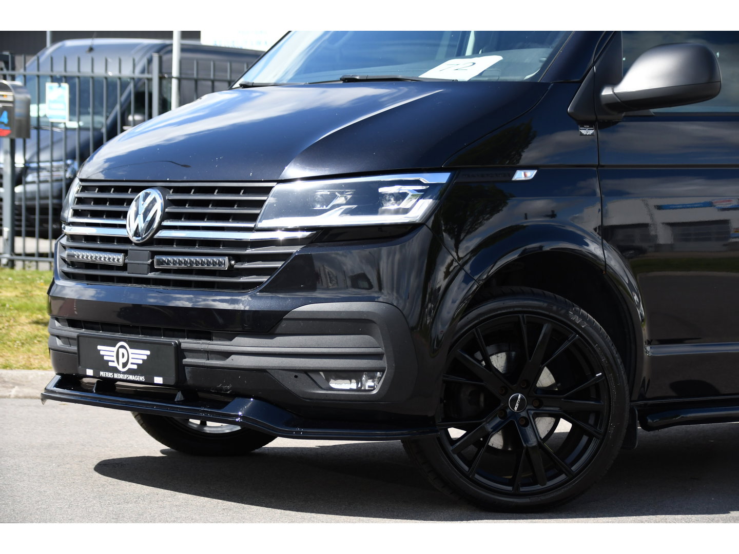 Volkswagen Transporter 2.0 TDI L2H1 30 Highline Adaptieve Cruise, Camera, Carplay, 150pk, Trekhaak, Stoelverwarming, LED, Automaat, Standkachel, Sensoren, Uniek!