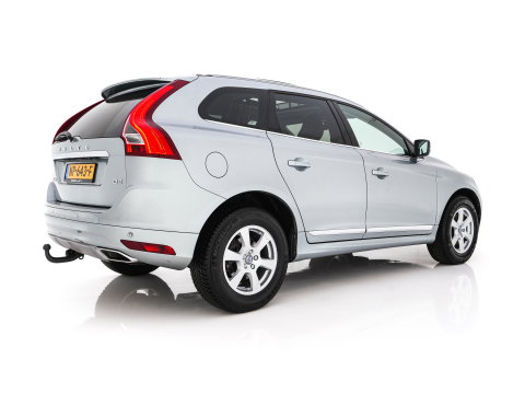 Volvo XC60 2.0 D4 FWD Polar+ Aut. *PANO | LEATHER | XENON | ADAPTIVE-CRUISE | MEMORY-PACK | BLINDSPOT | HEATED-COMFORTSEATS | NAVI-FULLMAP | CAMERA | PRIVACYGLASS | ECC | TOWBAR | PDC | LANE-ASSIST | 17''ALU*