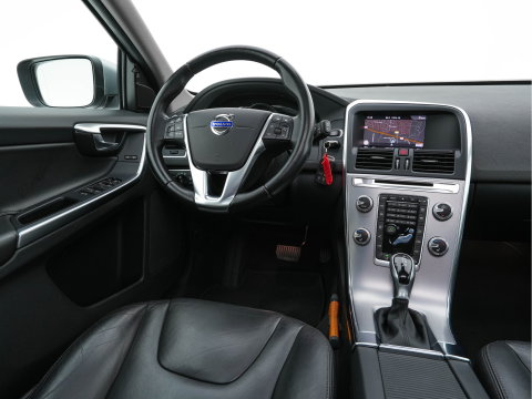 Volvo XC60 2.0 D4 FWD Polar+ Aut. *PANO | LEATHER | XENON | ADAPTIVE-CRUISE | MEMORY-PACK | BLINDSPOT | HEATED-COMFORTSEATS | NAVI-FULLMAP | CAMERA | PRIVACYGLASS | ECC | TOWBAR | PDC | LANE-ASSIST | 17''ALU*