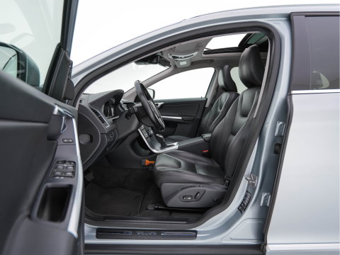 Volvo XC60 2.0 D4 FWD Polar+ Aut. *PANO | LEATHER | XENON | ADAPTIVE-CRUISE | MEMORY-PACK | BLINDSPOT | HEATED-COMFORTSEATS | NAVI-FULLMAP | CAMERA | PRIVACYGLASS | ECC | TOWBAR | PDC | LANE-ASSIST | 17''ALU*