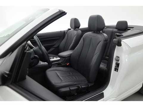 BMW 2 Serie Cabrio 220i | Cruise Control | Bluetooth | PDC | Stoelverwarming | Navi | Leder