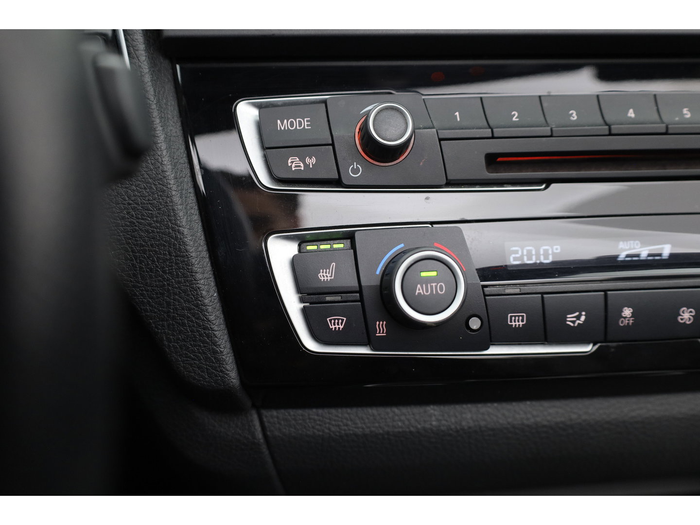 BMW 2 Serie Cabrio 220i | Cruise Control | Bluetooth | PDC | Stoelverwarming | Navi | Leder
