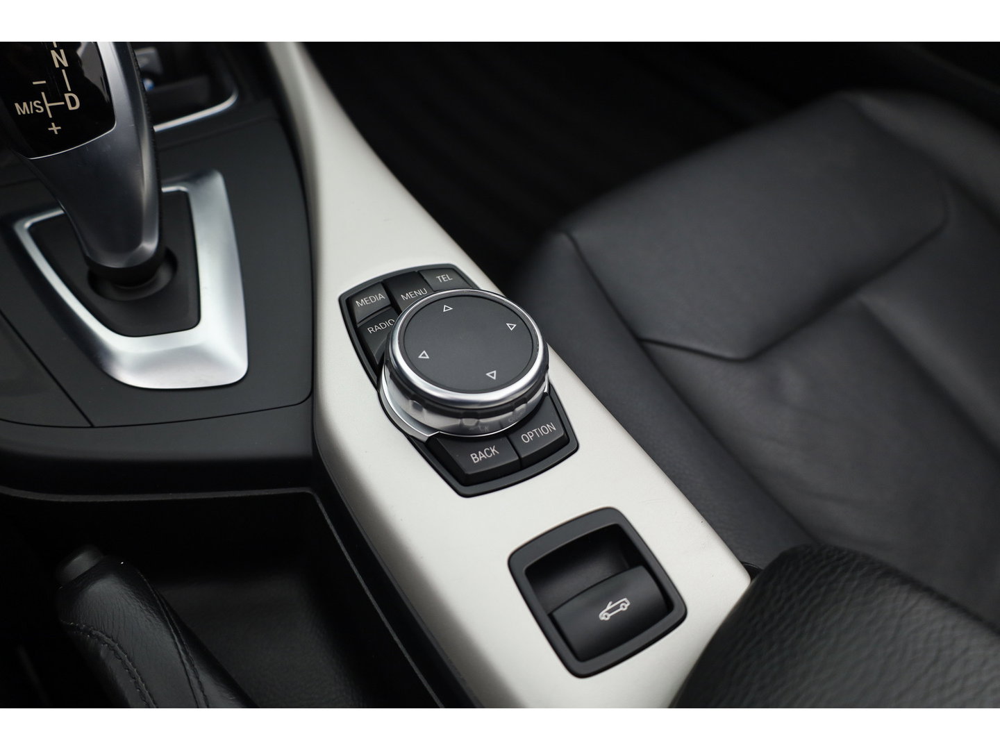 BMW 2 Serie Cabrio 220i | Cruise Control | Bluetooth | PDC | Stoelverwarming | Navi | Leder