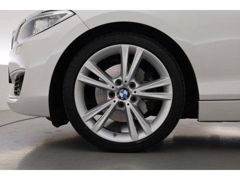 BMW 2 Serie Cabrio 220i | Cruise Control | Bluetooth | PDC | Stoelverwarming | Navi | Leder