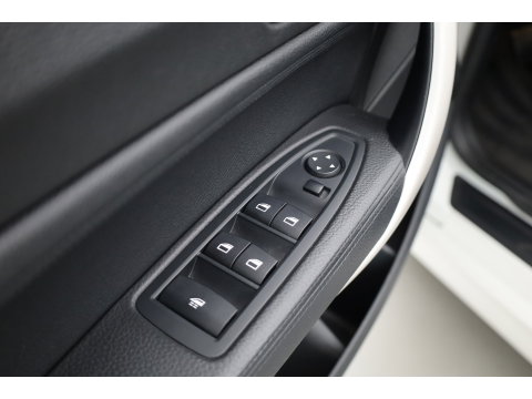 BMW 2 Serie Cabrio 220i | Cruise Control | Bluetooth | PDC | Stoelverwarming | Navi | Leder
