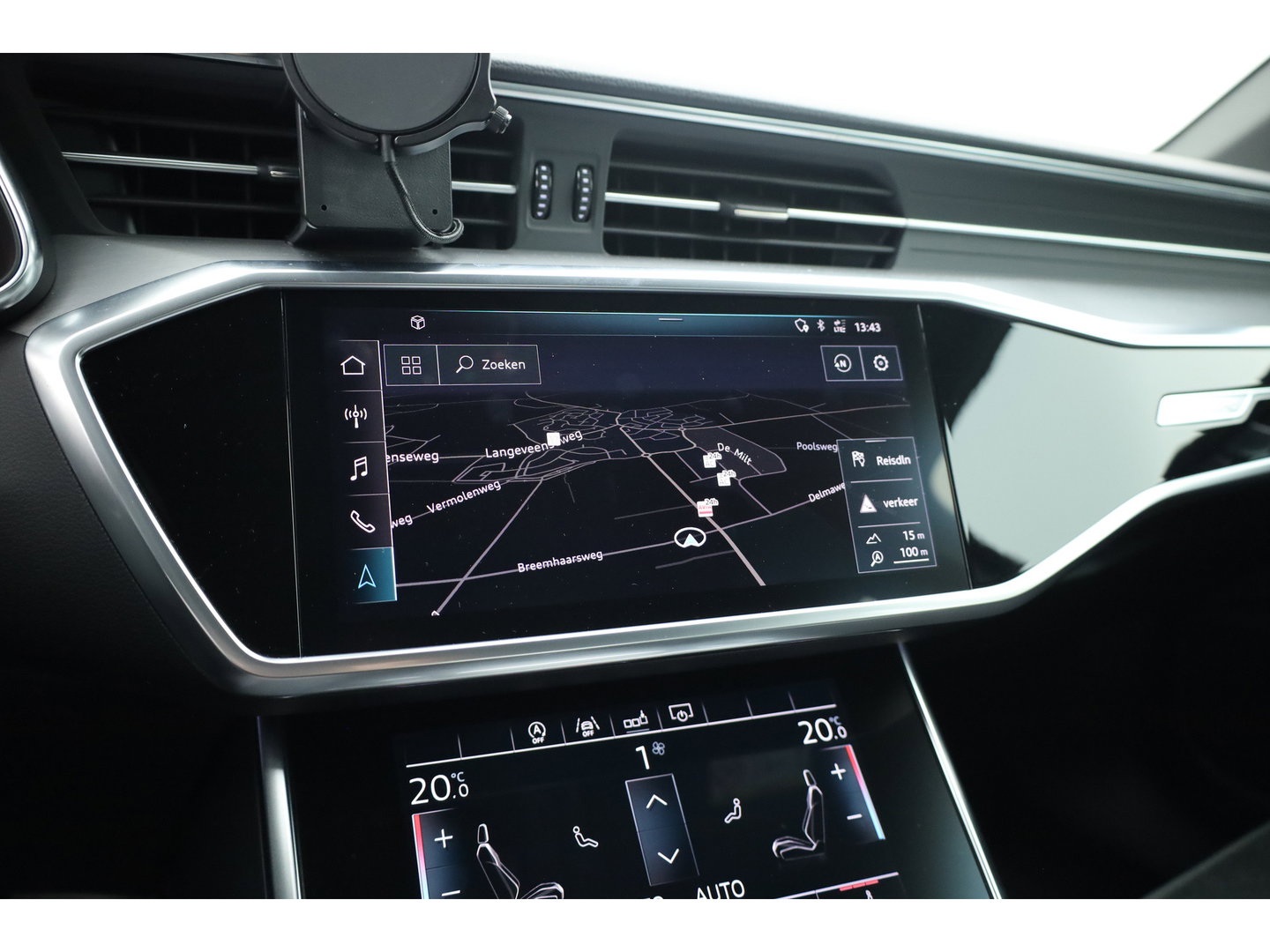 Audi A6 Avant 40 TDI quattro S line | Dig. Cockpit | Standkachel | Elek. Trekhaak | Adapt. Cruise | 360cam | Apple CarPlay & Android Auto