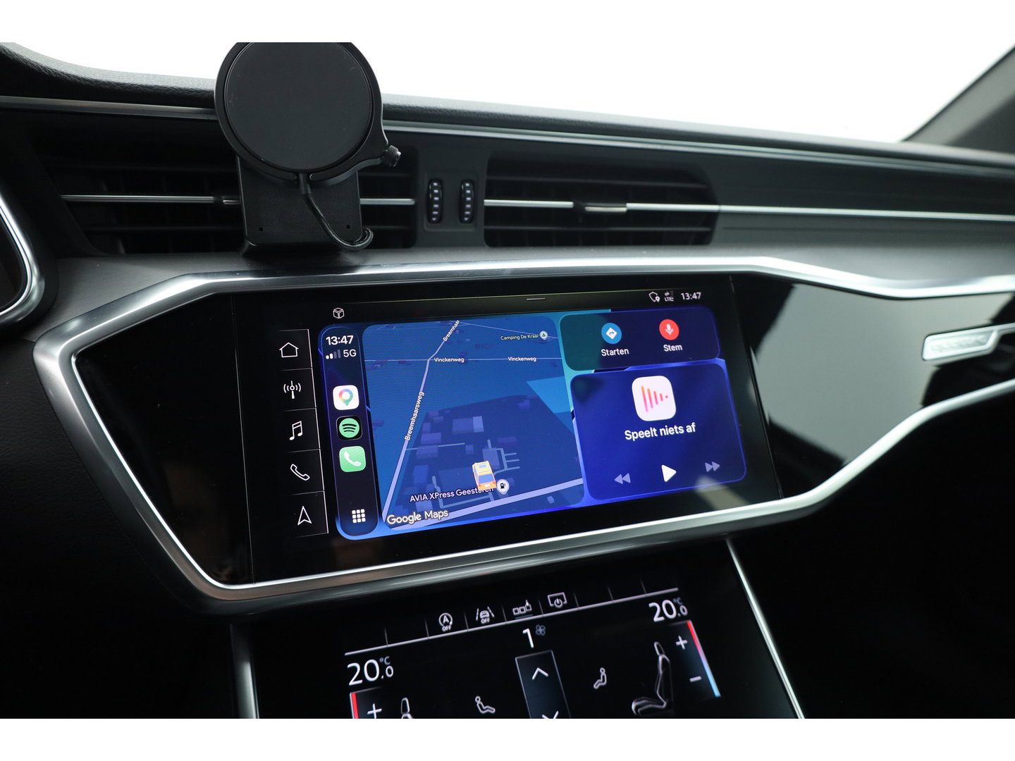 Audi A6 Avant 40 TDI quattro S line | Dig. Cockpit | Standkachel | Elek. Trekhaak | Adapt. Cruise | 360cam | Apple CarPlay & Android Auto
