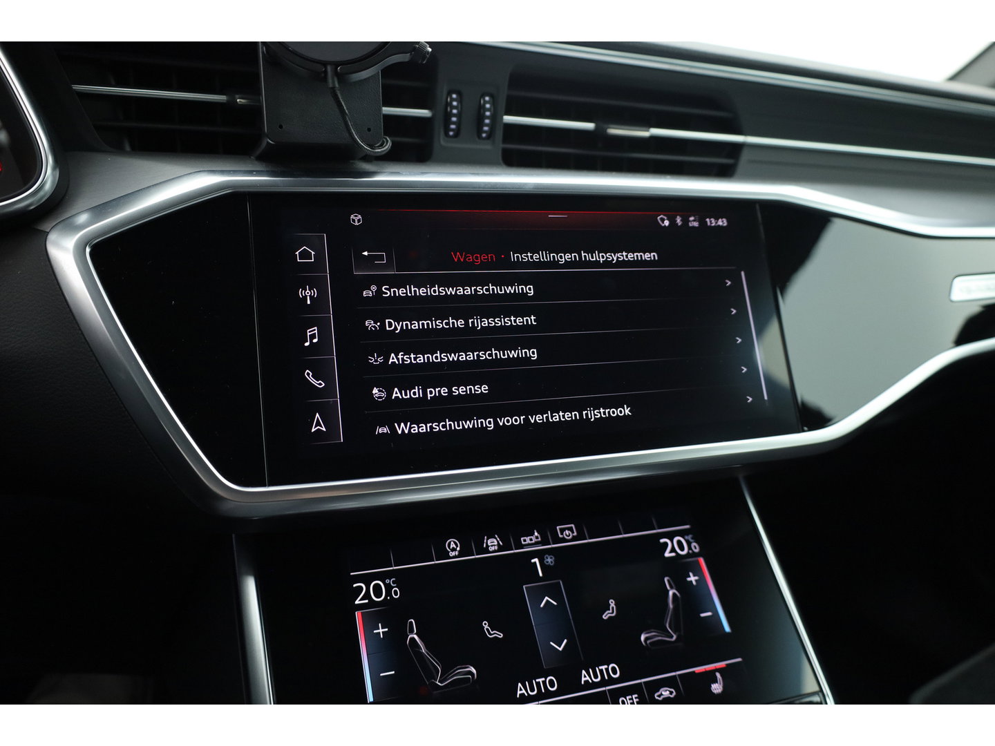 Audi A6 Avant 40 TDI quattro S line | Dig. Cockpit | Standkachel | Elek. Trekhaak | Adapt. Cruise | 360cam | Apple CarPlay & Android Auto