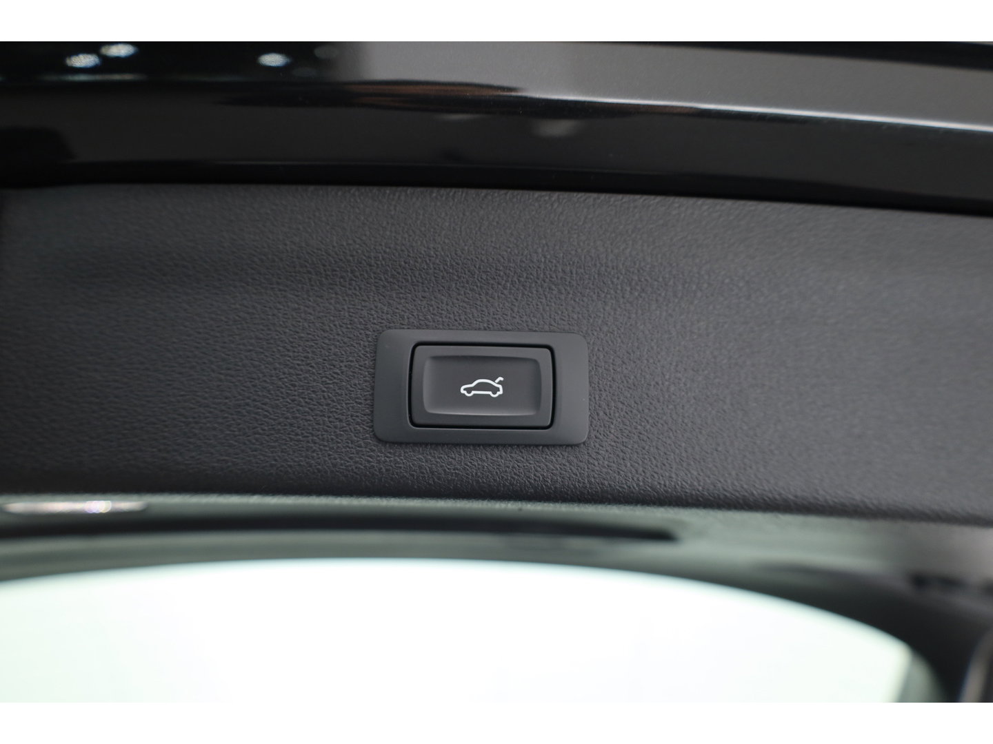 Audi A6 Avant 40 TDI quattro S line | Dig. Cockpit | Standkachel | Elek. Trekhaak | Adapt. Cruise | 360cam | Apple CarPlay & Android Auto