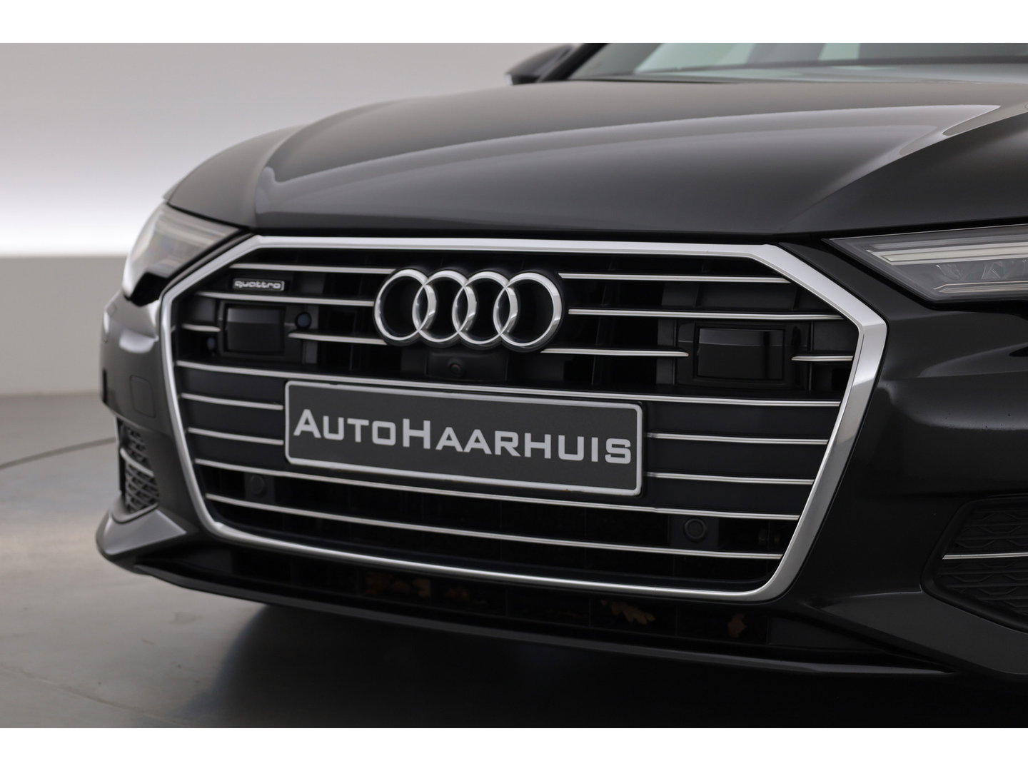 Audi A6 Avant 40 TDI quattro S line | Dig. Cockpit | Standkachel | Elek. Trekhaak | Adapt. Cruise | 360cam | Apple CarPlay & Android Auto